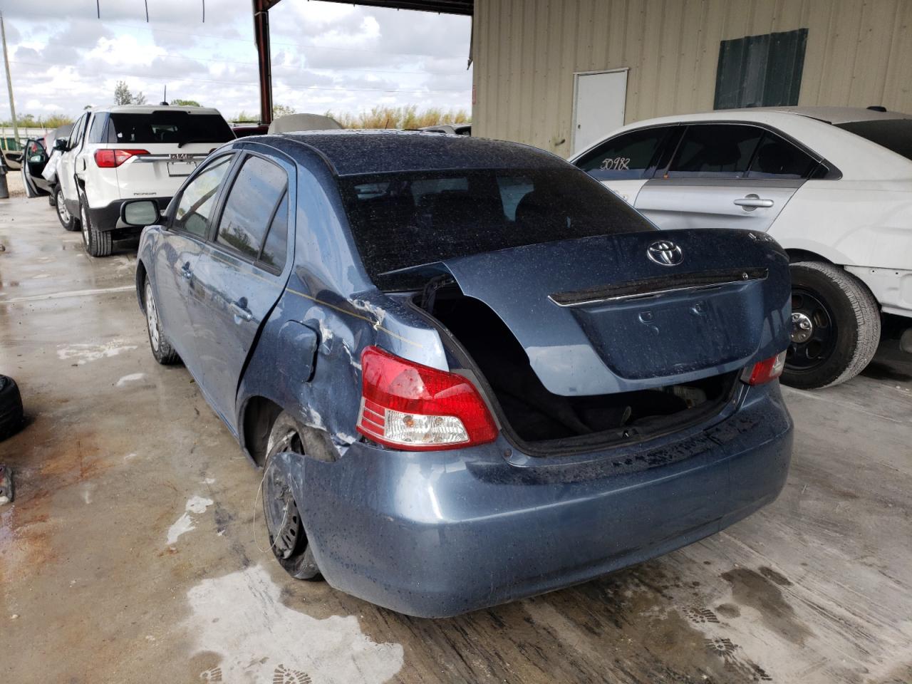 Photo 3 from auction – 2012 TOYOTA YARIS with VIN JTDBT4K39CL018241