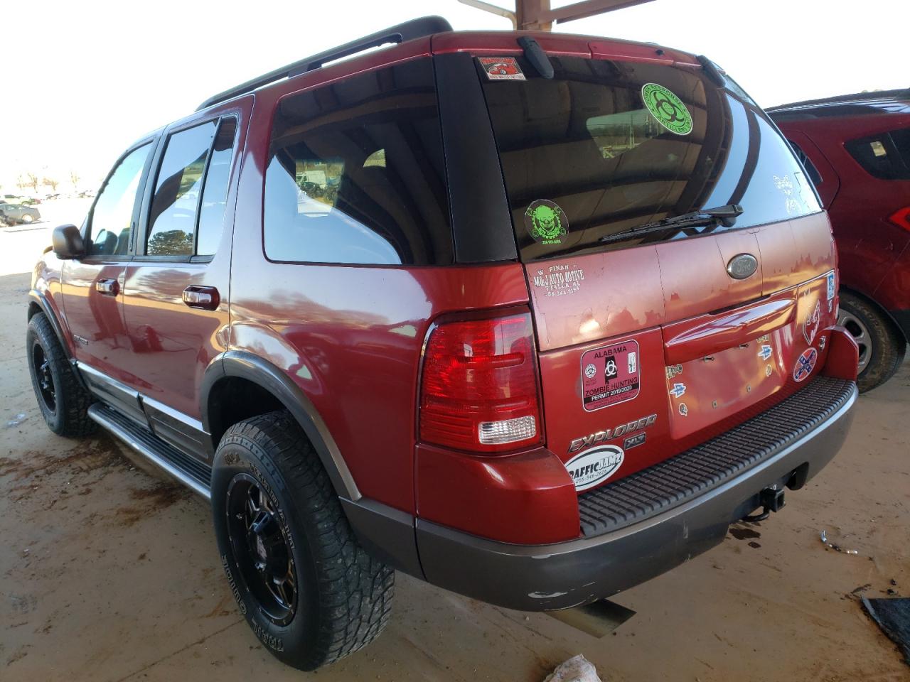 Photo 3 from auction – 2002 FORD EXPLORER with VIN 1FMZU63W42UC91446