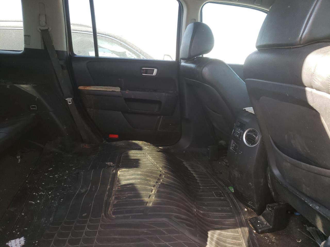 Photo 6 from auction – 2012 HONDA PILOT EXL with VIN 5FNYF3H50CB023982