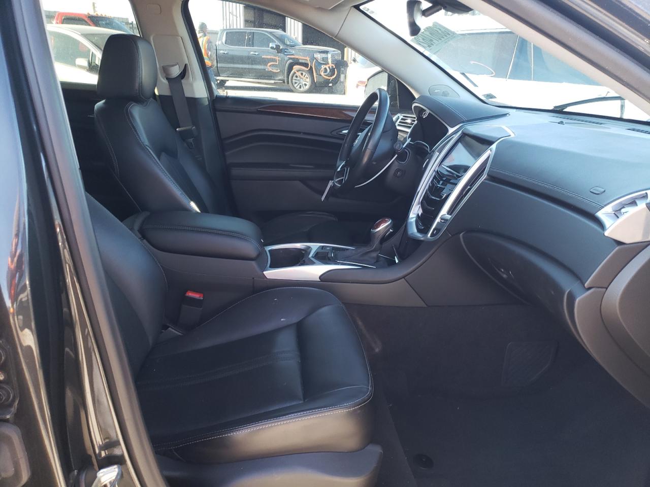 Photo 5 from auction – 2014 CADILLAC SRX PREMIU with VIN 3GYFNGE38ES598484