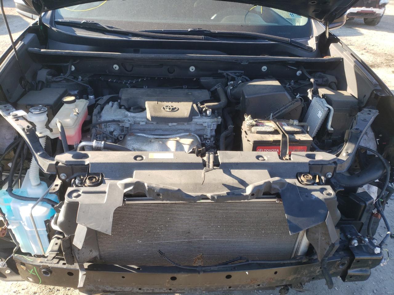 Photo 7 from auction – 2016 TOYOTA RAV4 LE with VIN 2T3BFREV9GW414318
