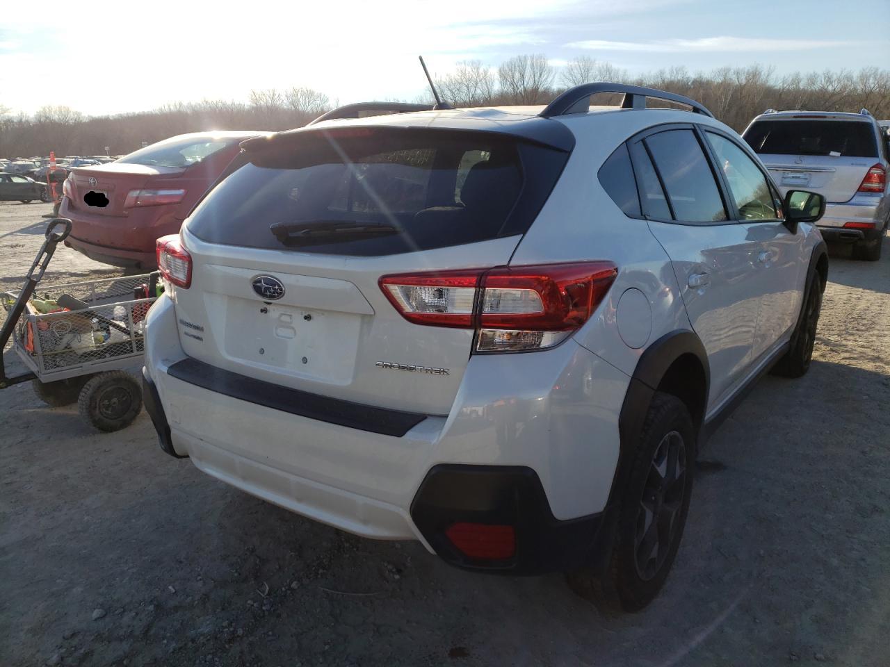 Photo 4 from auction – 2019 SUBARU CROSSTREK with VIN JF2GTAAC0K8386171