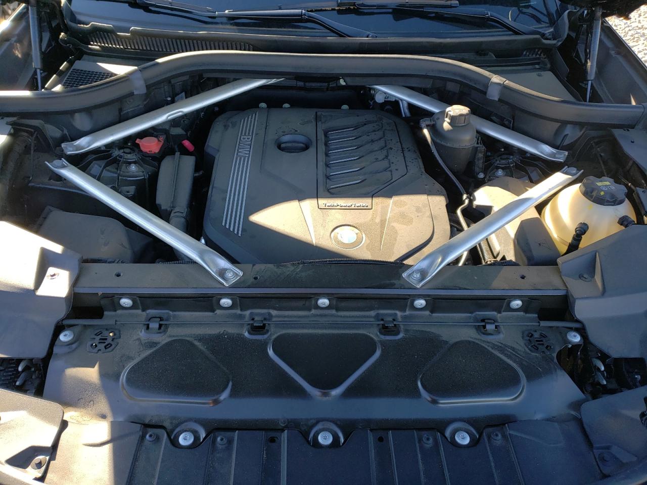 BMW X5 XDRIVE4 2019 with VIN 5UXCR6C50KLL40259 - Photo from auction