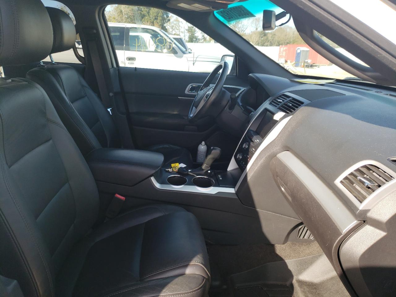 Photo 5 from auction – 2013 FORD EXPLORER with VIN 1FM5K7D85DGB24945