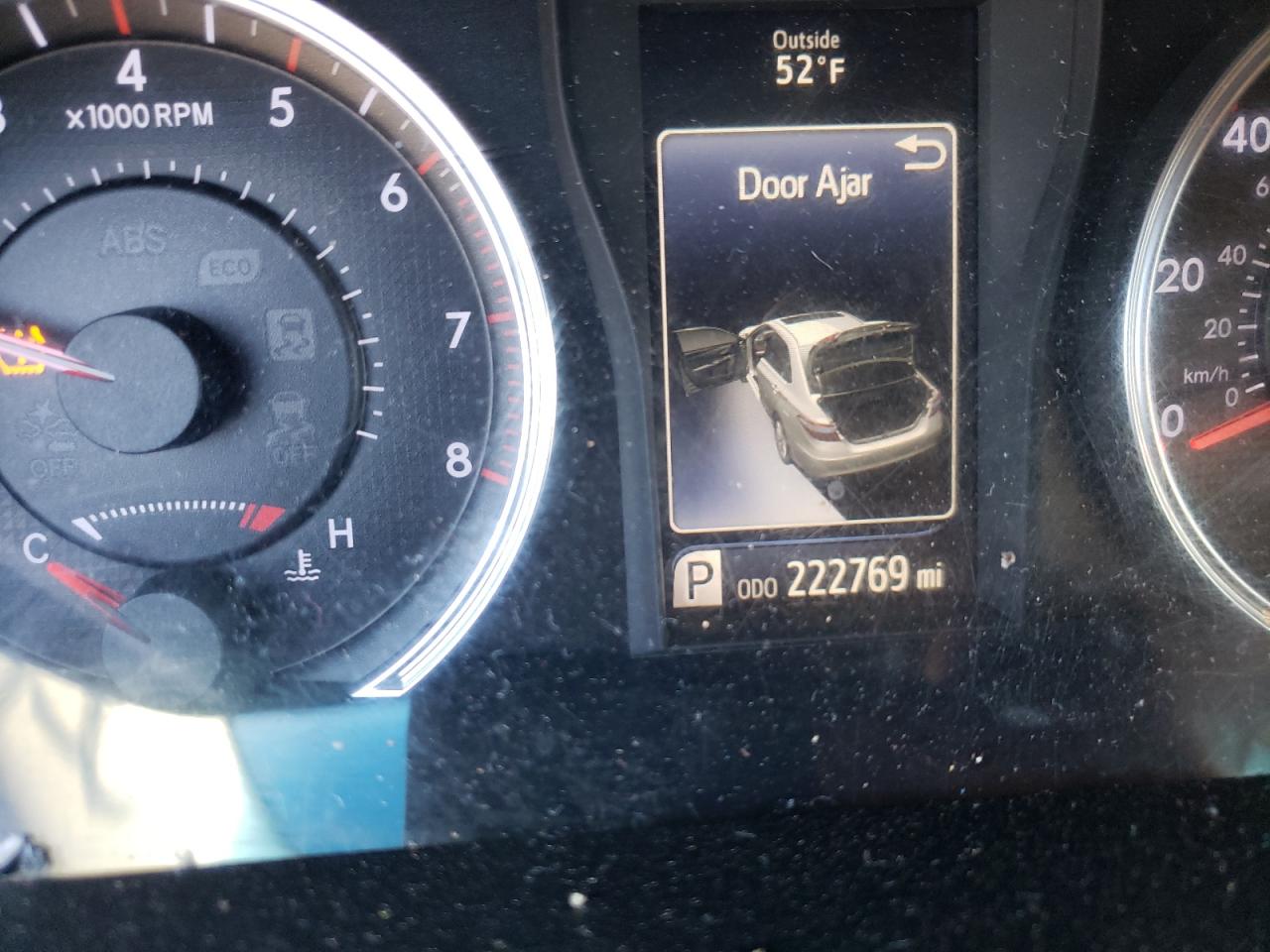 Photo 8 from auction – 2016 TOYOTA CAMRY LE with VIN 4T1BF1FKXGU214420
