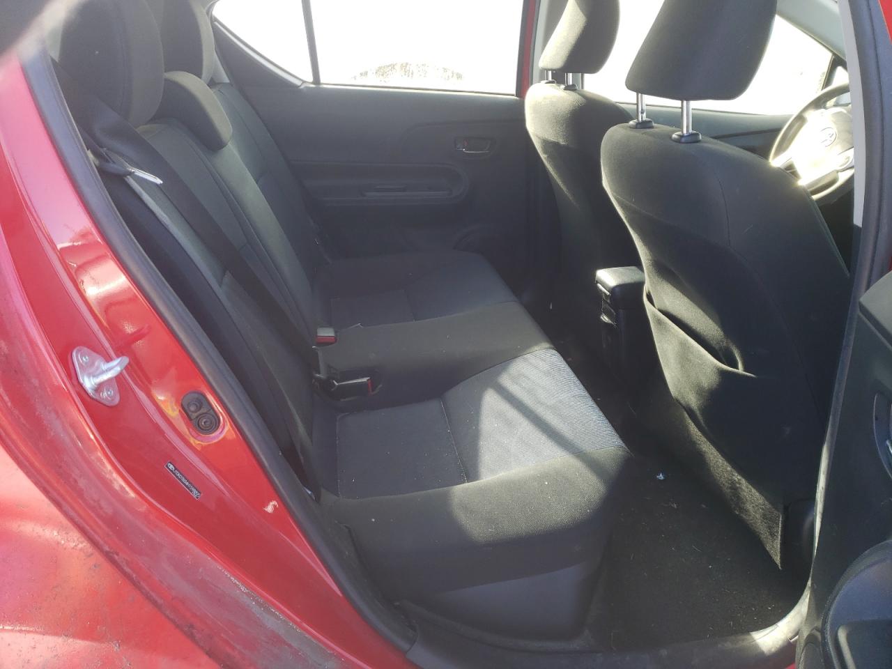 Photo 6 from auction – 2017 TOYOTA PRIUS C with VIN JTDKDTB34H1598895