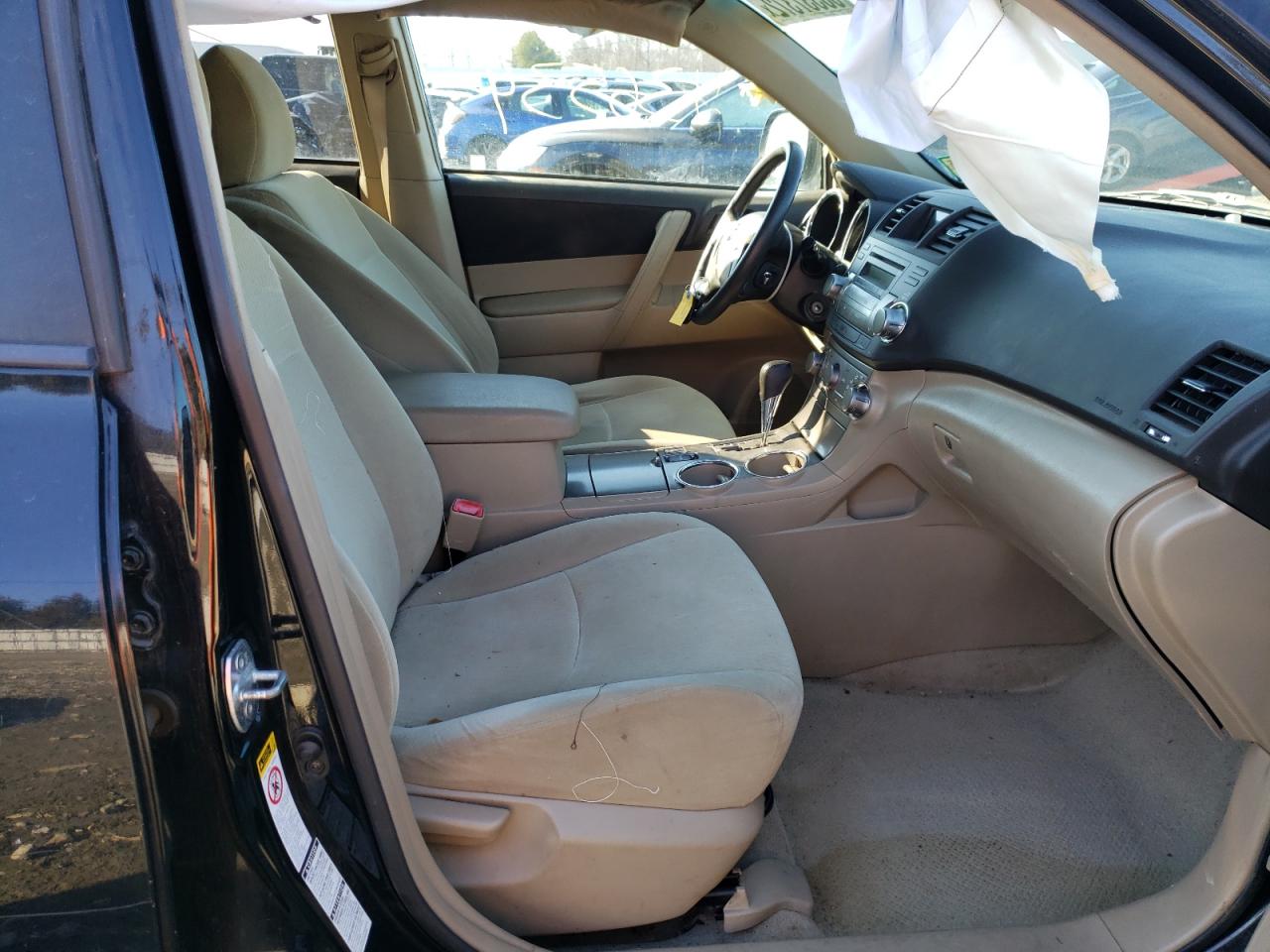 Zdjęcie 5 z aukcji – 2010 TOYOTA HIGHLANDER z VIN 5TDBK3EH8AS023124