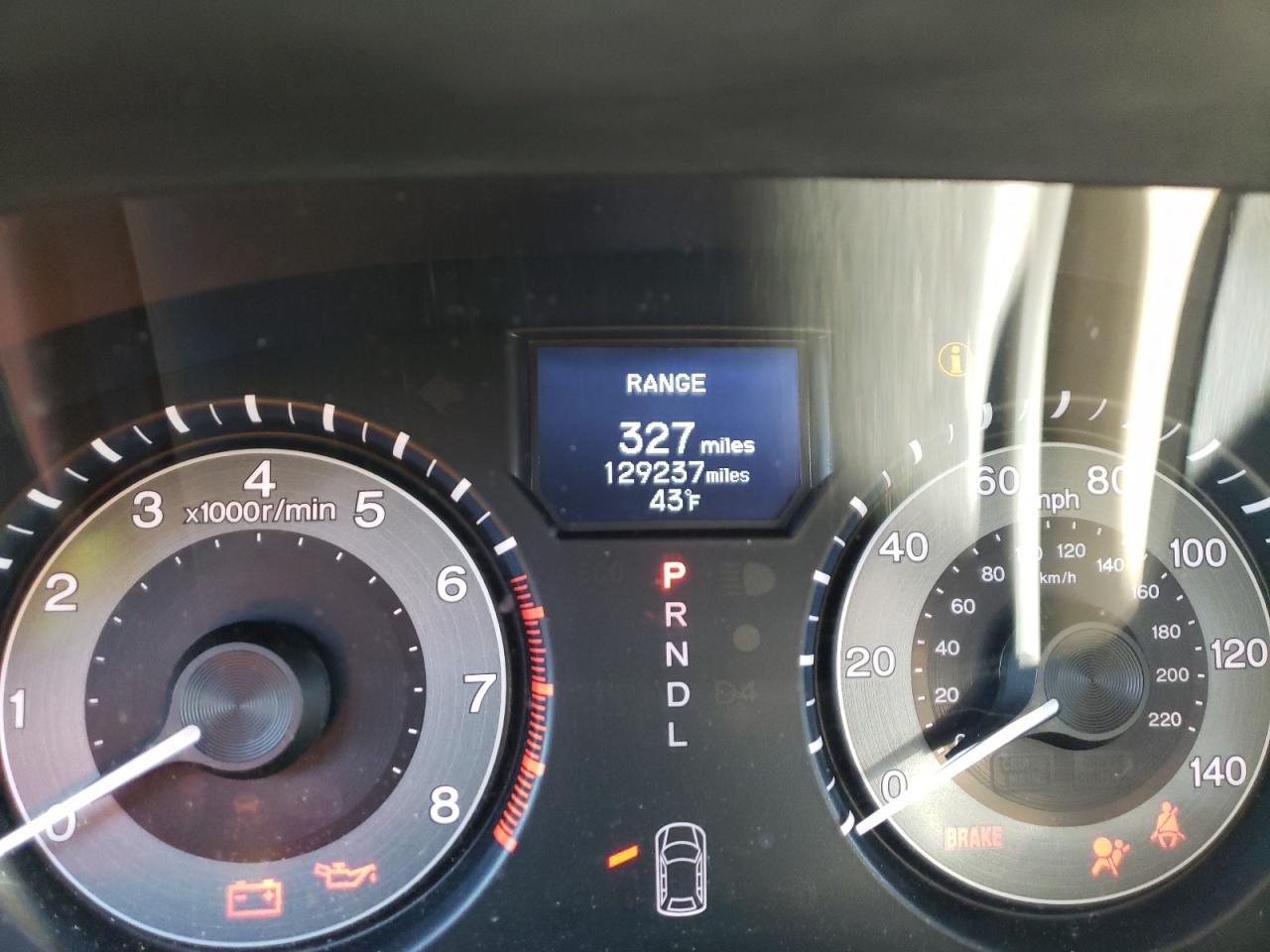 Photo 8 from auction – 2012 HONDA ODYSSEY TO with VIN 5FNRL5H99CB012815