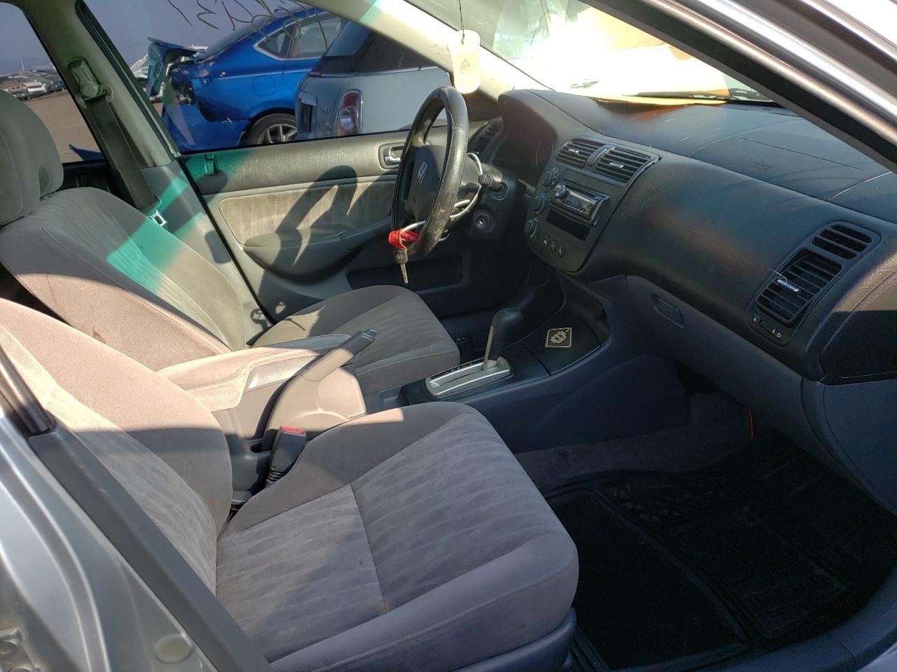 Photo 5 from auction – 2004 HONDA CIVIC EX with VIN JHMES26704S001724