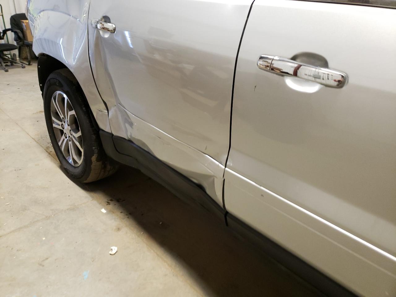 Photo 9 from auction – 2015 GMC ACADIA SLT with VIN 1GKKVRKD7FJ258103