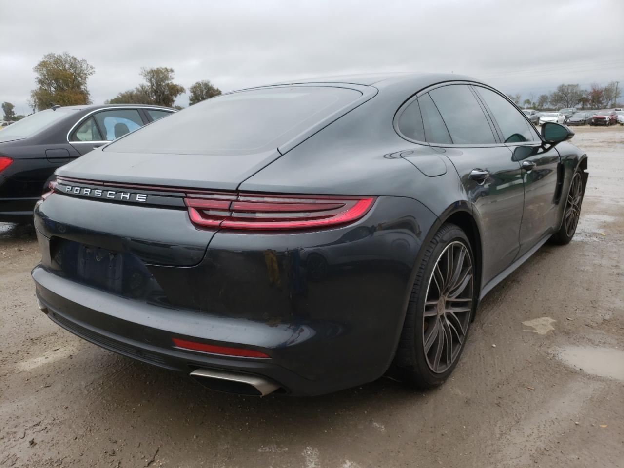 Photo 4 from auction – 2018 PORSCHE PANAMERA 4 with VIN WP0AA2A71JL115912