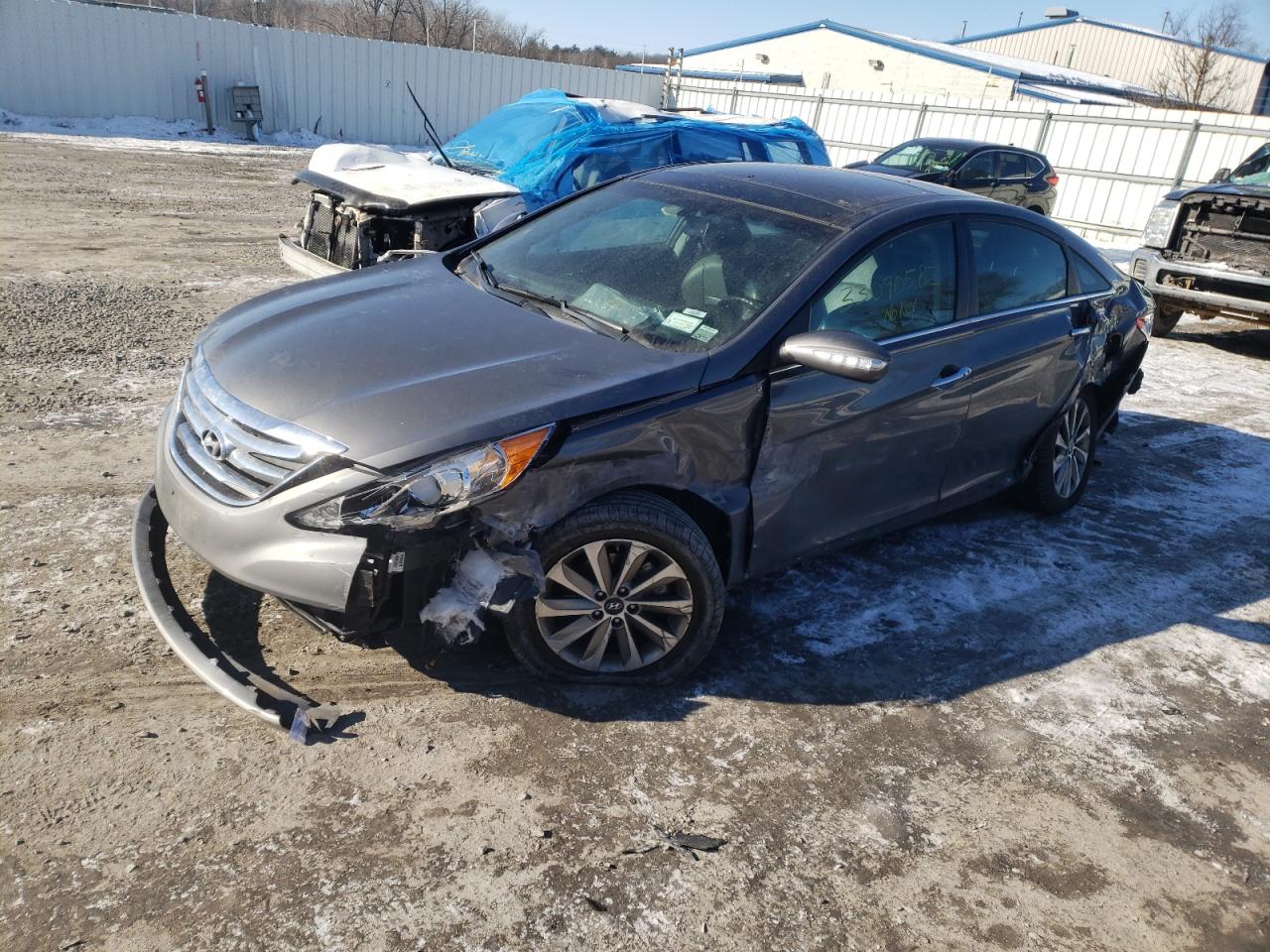 Photo 2 from auction – 2014 HYUNDAI SONATA SE with VIN 5NPEC4AC4EH815731