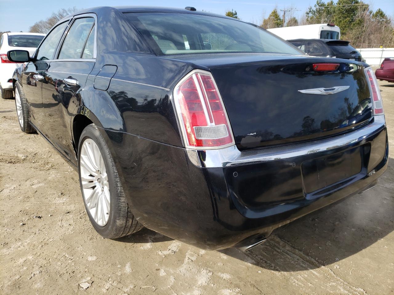 Photo 3 from auction – 2014 CHRYSLER 300C with VIN 2C3CCAET0EH166653