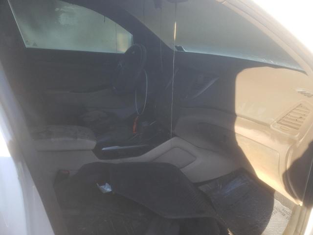 Photo 9 from auction – 2017 HYUNDAI TUCSON LIM with VIN KM8J3CA44HU514805