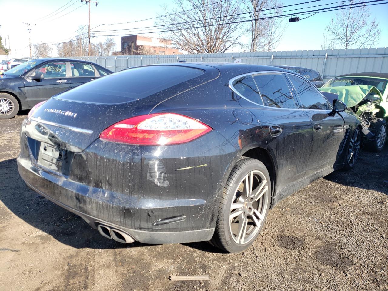 Photo 4 from auction – 2010 PORSCHE PANAMERA S with VIN WP0AB2A7XAL062379