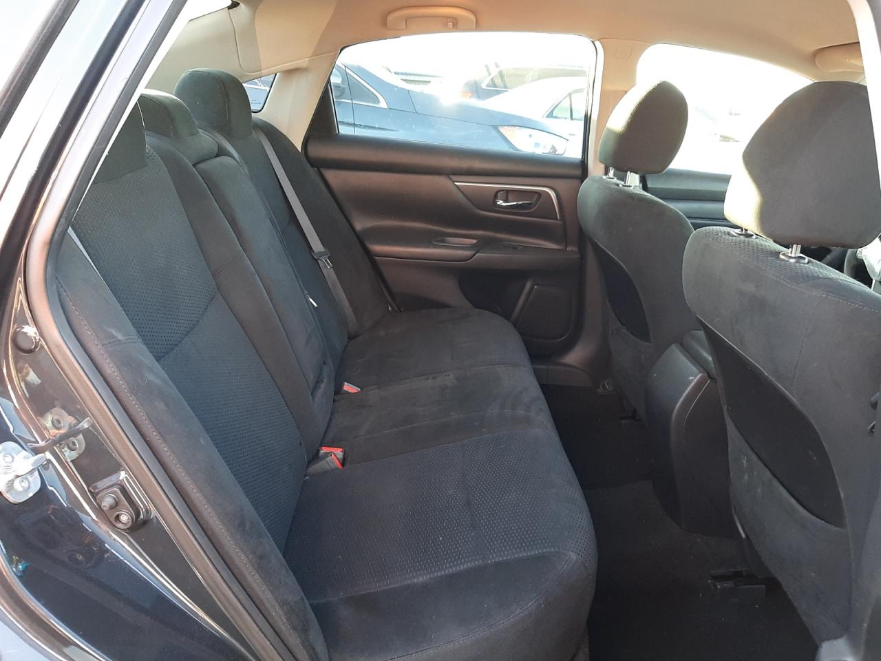 Photo 6 from auction – 2015 NISSAN ALTIMA 2.5 with VIN 1N4AL3AP7FC484903