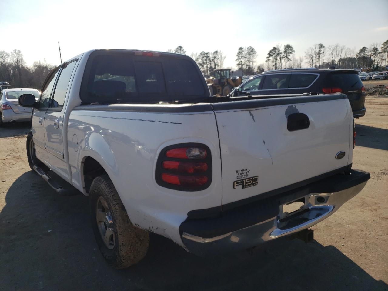 Photo 3 from auction – 2003 FORD F150 SUPER with VIN 1FTRW07L43KB71462