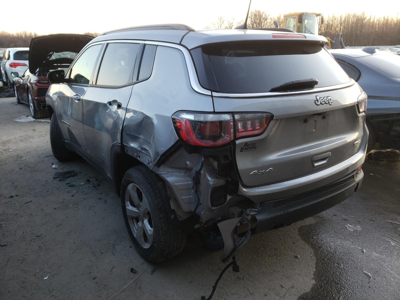 Photo 3 from auction – 2017 JEEP COMPASS LA with VIN 3C4NJDBB1HT641519