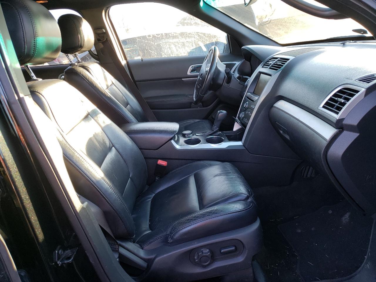Photo 5 from auction – 2013 FORD EXPLORER X with VIN 1FM5K8D88DGA55108