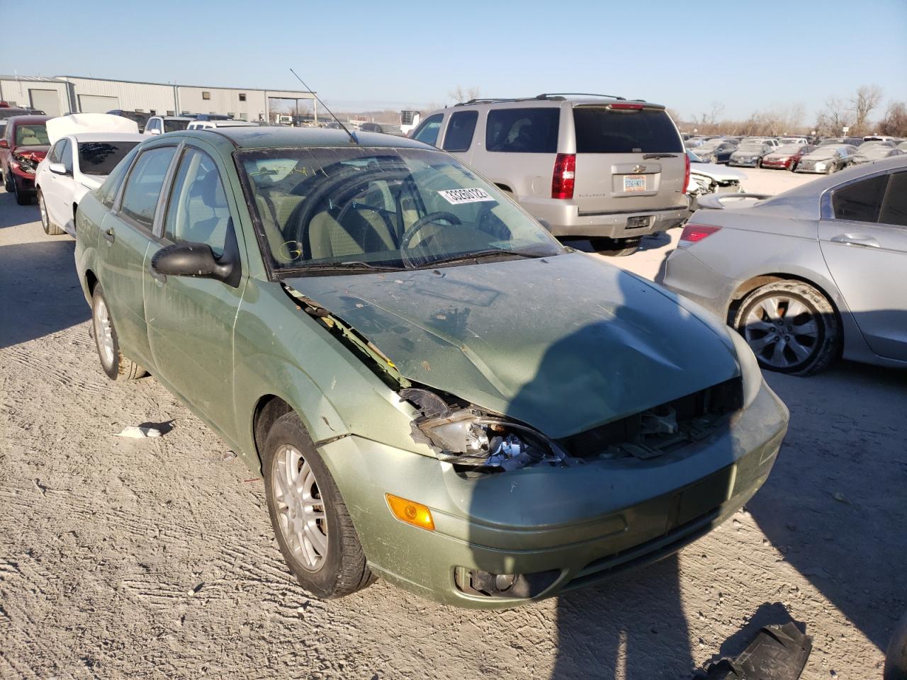 Photo 1 from auction – 2007 FORD FOCUS ZX4 with VIN 1FAHP34N57W215411