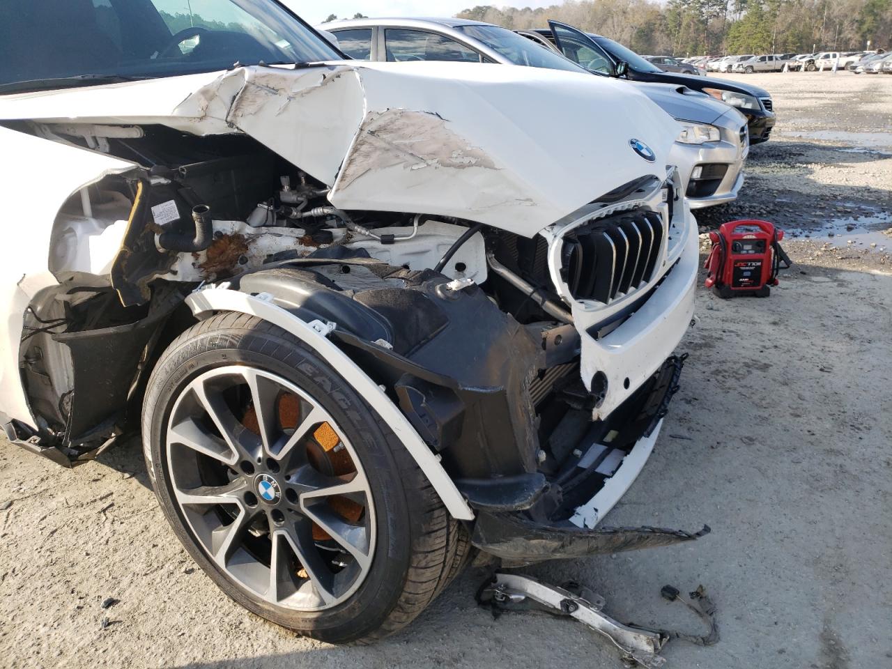Photo 9 from auction – 2018 BMW X5 XDRIVE3 with VIN 5UXKR0C58J0Y01622