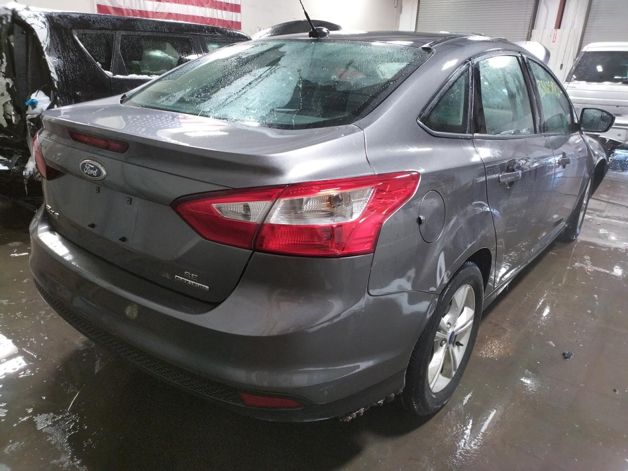 Photo 4 from auction – 2014 FORD FOCUS SE with VIN 1FADP3F24EL428012