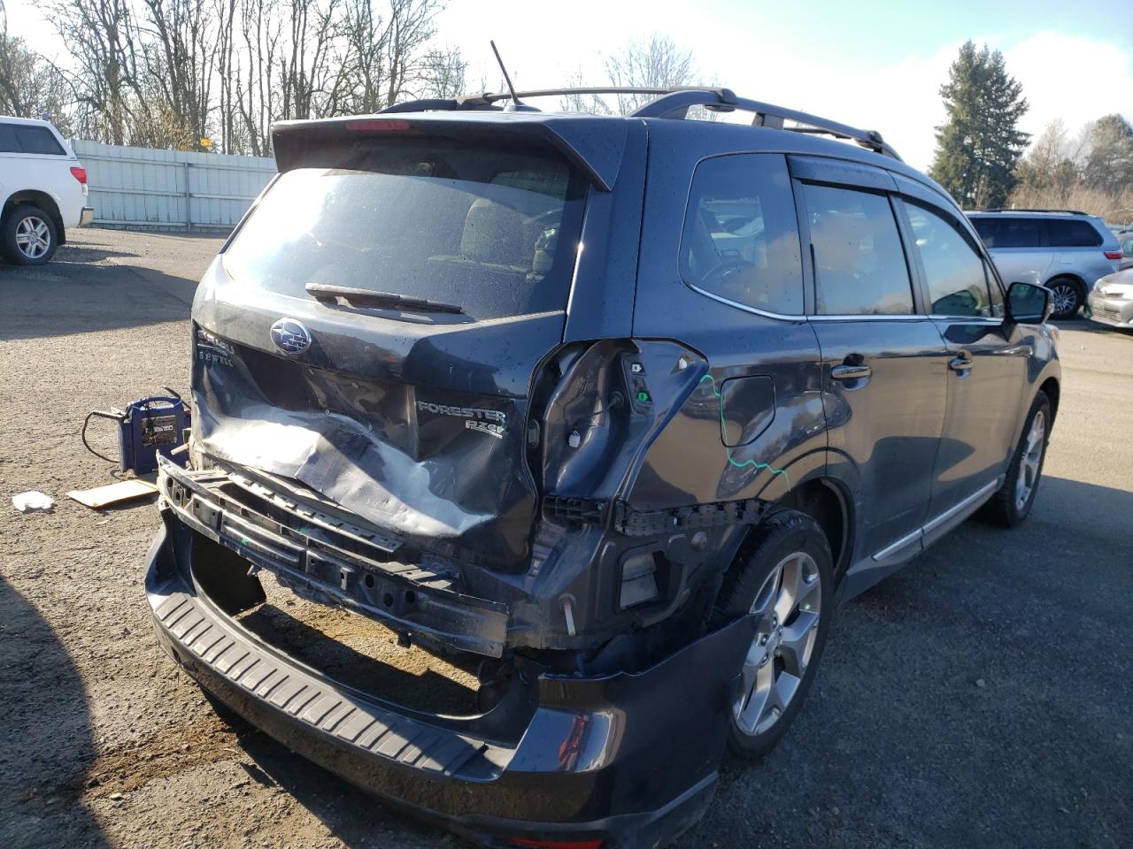 Photo 4 from auction – 2015 SUBARU FORESTER 2 with VIN JF2SJAWC1FH522418