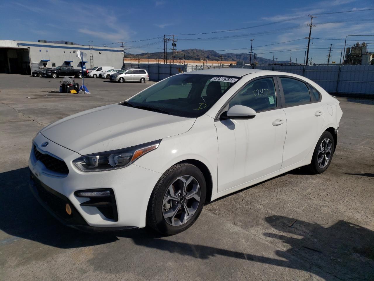 Photo 2 from auction – 2019 KIA FORTE FE with VIN 3KPF24AD9KE082740