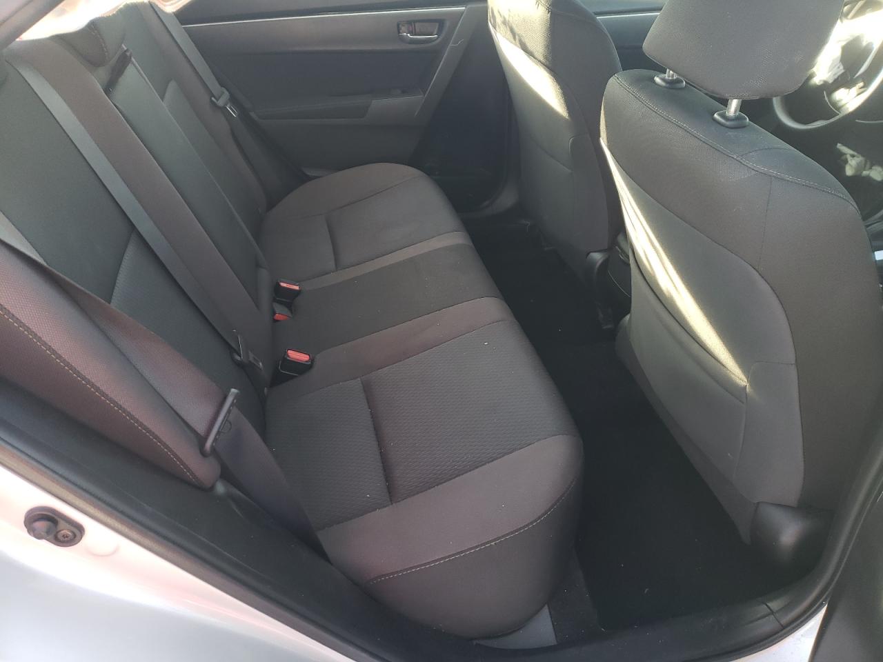 Photo 6 from auction – 2017 TOYOTA COROLLA SE with VIN 2T1BURHE1HC879222