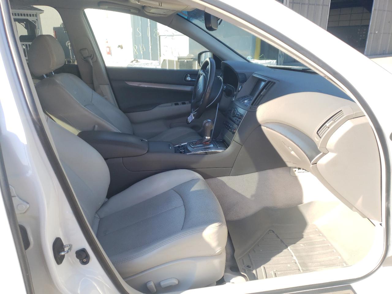 Photo 5 from auction – 2012 INFINITI G25 with VIN JN1DV6AR9CM730749