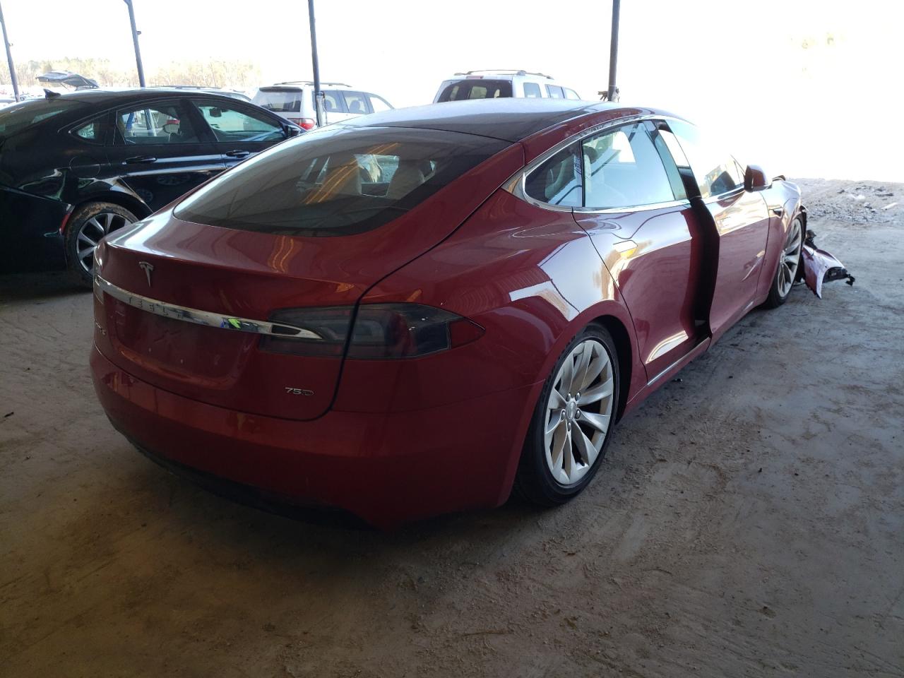 Photo 4 from auction – 2018 TESLA MODEL S with VIN 5YJSA1E25JF273816