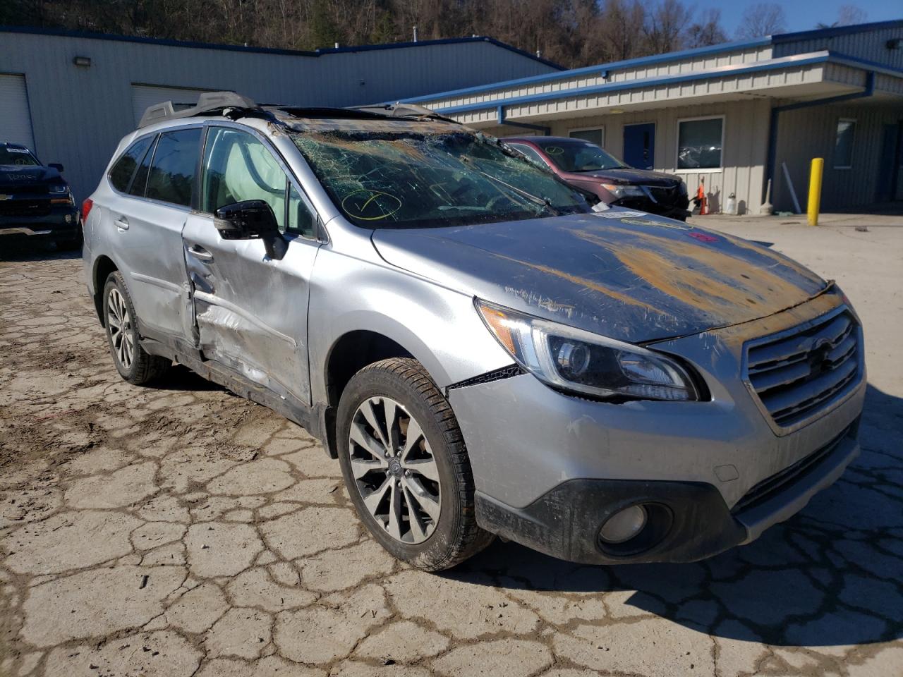 SUBARU OUTBACK 2. 2017 with VIN 4S4BSANC4H3342844 - Photo from auction