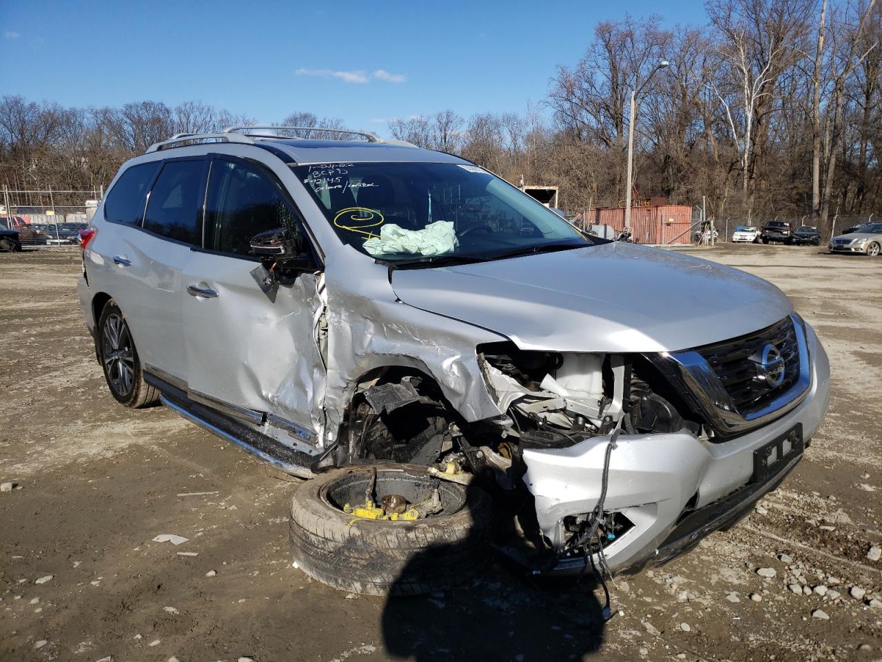 Photo 1 from auction – 2019 NISSAN PATHFINDER with VIN 5N1DR2MMXKC635904