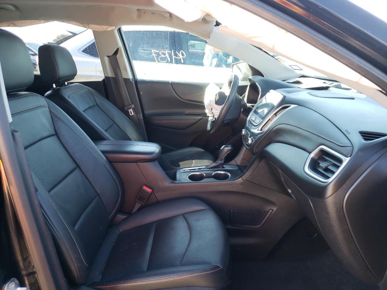 Photo 5 from auction – 2018 CHEVROLET EQUINOX PR with VIN 2GNAXMEV0J6131005