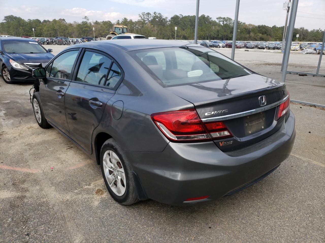 Photo 3 from auction – 2013 HONDA CIVIC LX with VIN 2HGFB2F59DH522373