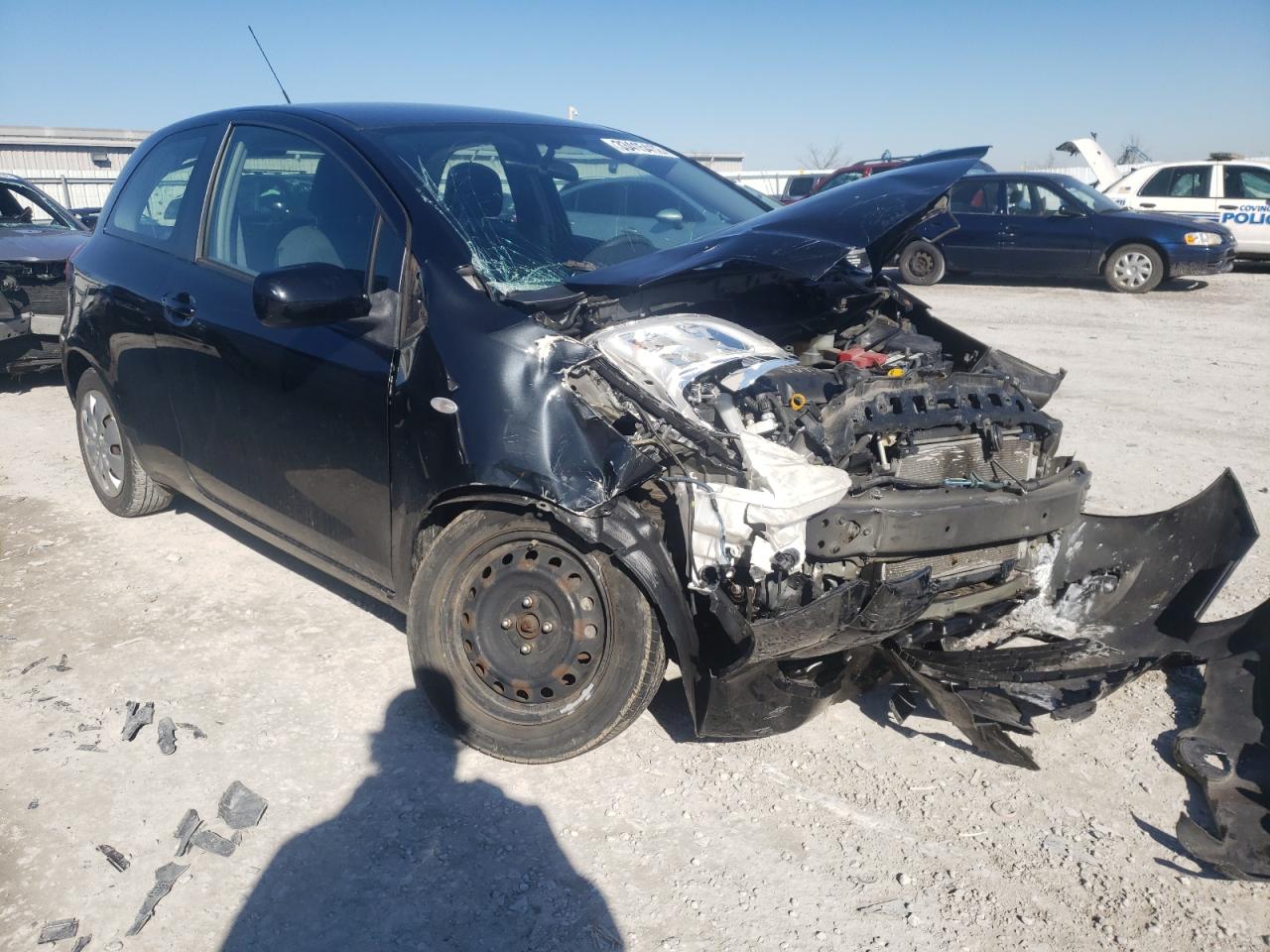 TOYOTA YARIS 2011 with VIN JTDJT4K38B5326693 - Photo from auction