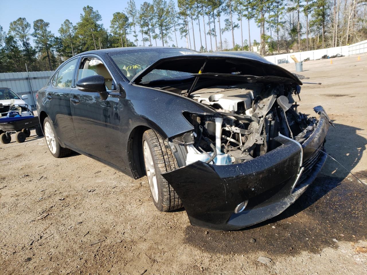 LEXUS ES 350 2013 with VIN JTHBK1GG6D2071675 - Photo from auction