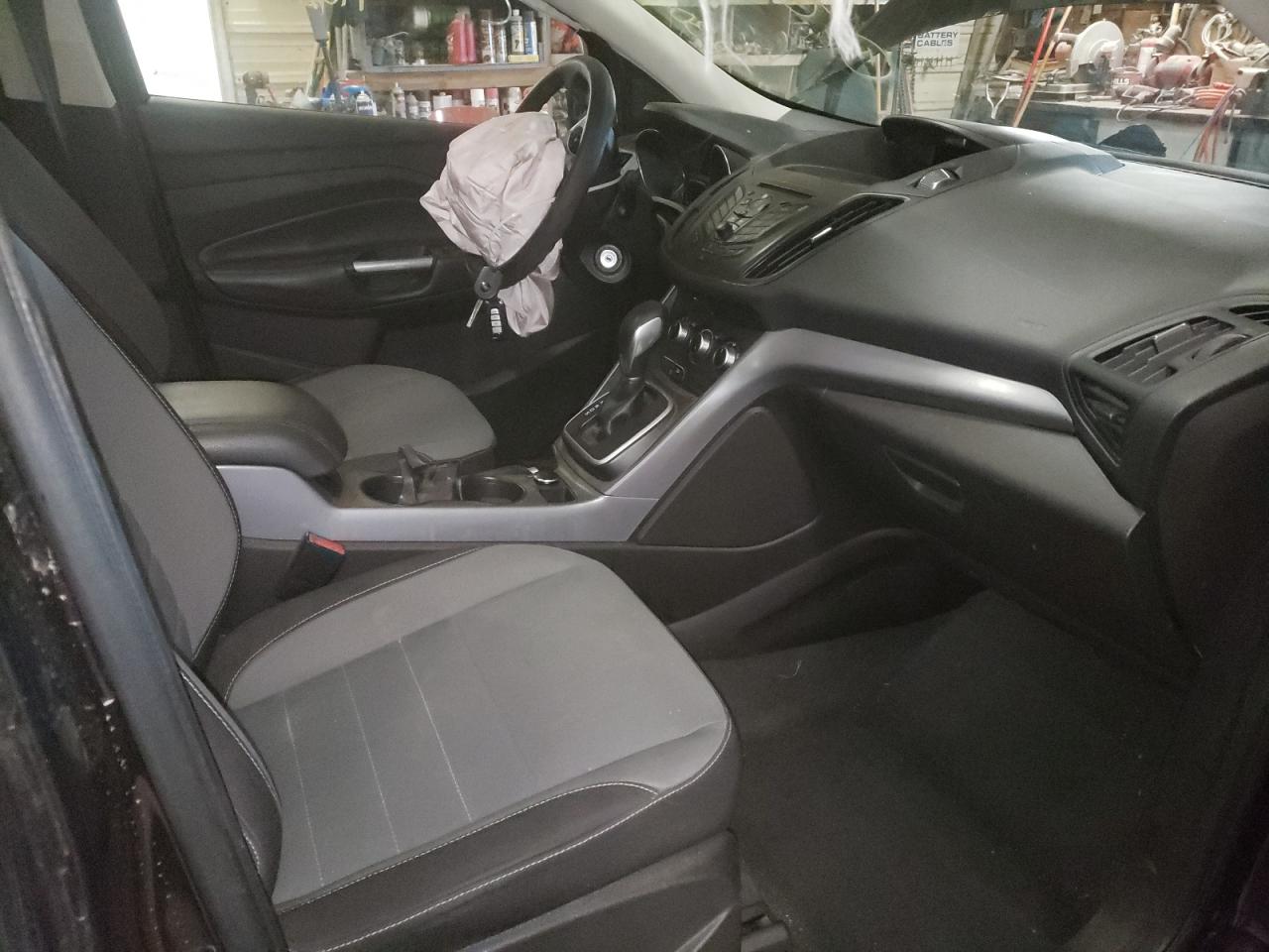 Photo 5 from auction – 2013 FORD ESCAPE SE with VIN 1FMCU9G9XDUB84447