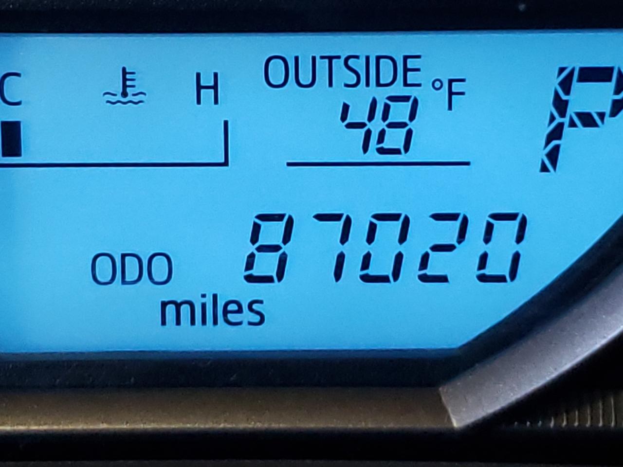 Photo 8 from auction – 2013 TOYOTA RAV4 XLE with VIN JTMRFREV3D5010707