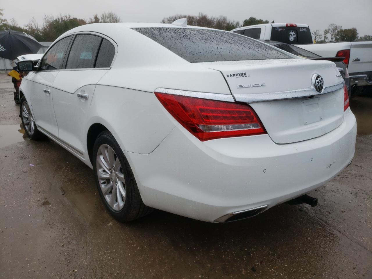 Photo 3 from auction – 2016 BUICK LACROSSE with VIN 1G4GB5G3XGF174523