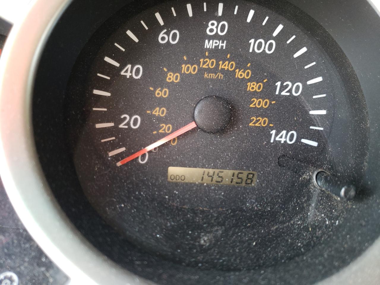 Photo 8 from auction – 2004 TOYOTA HIGHLANDER with VIN JTEGD21A240092476