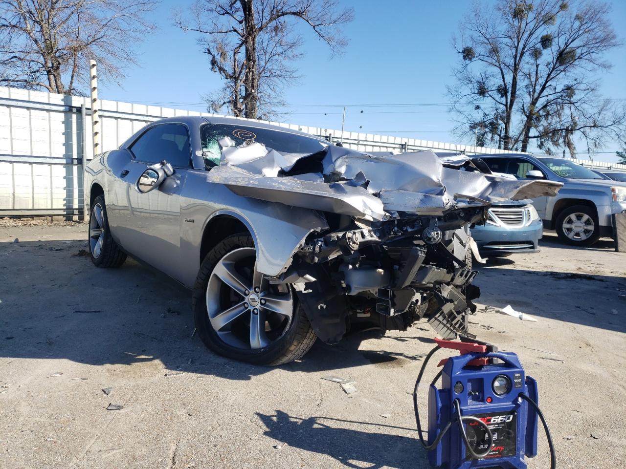 DODGE CHALLENGER 2018 with VIN 2C3CDZBT6JH182575 - Photo from auction
