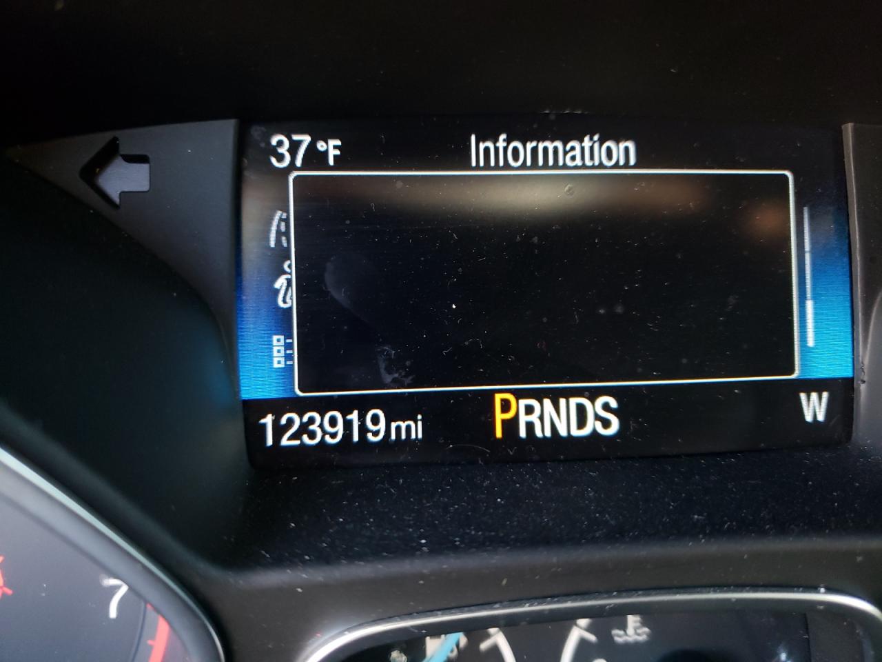 Photo 8 from auction – 2015 FORD FOCUS TITA with VIN 1FADP3J23FL227162