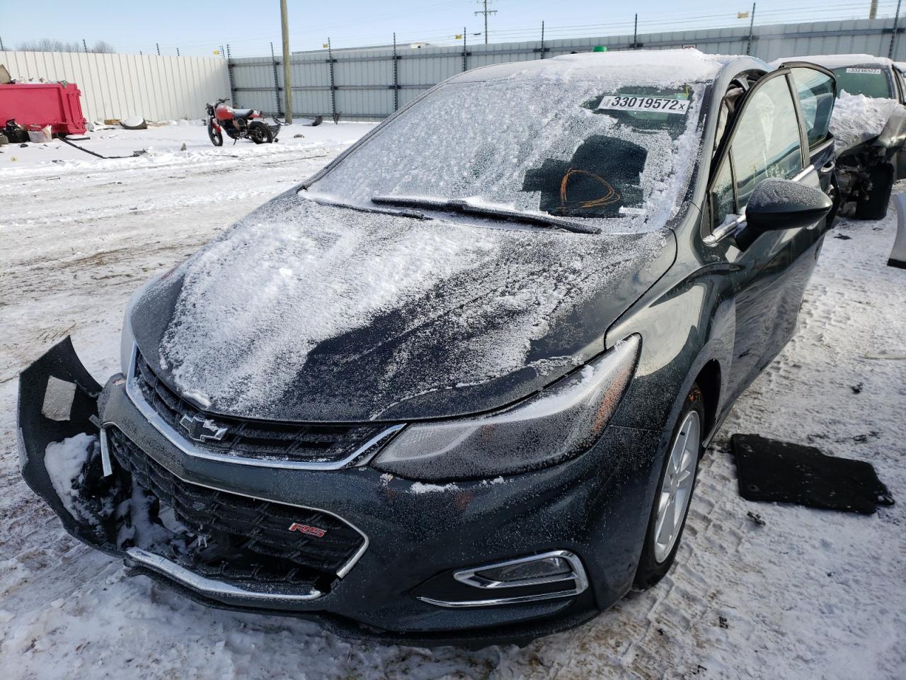 Photo 2 from auction – 2018 CHEVROLET CRUZE LT with VIN 3G1BE6SM1JS613633