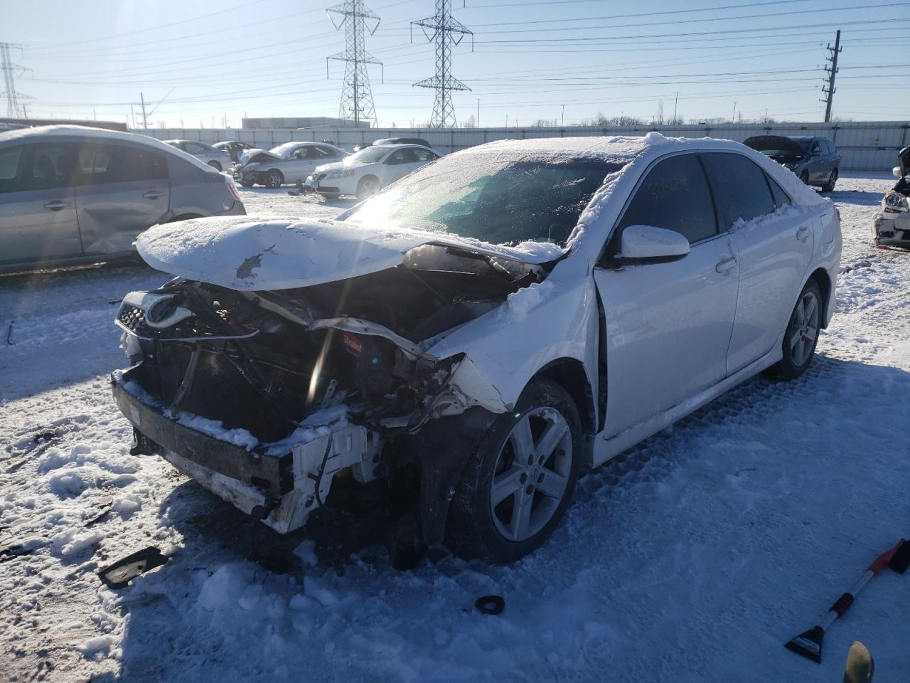 Photo 2 from auction – 2014 TOYOTA CAMRY L with VIN 4T1BF1FK4EU334131