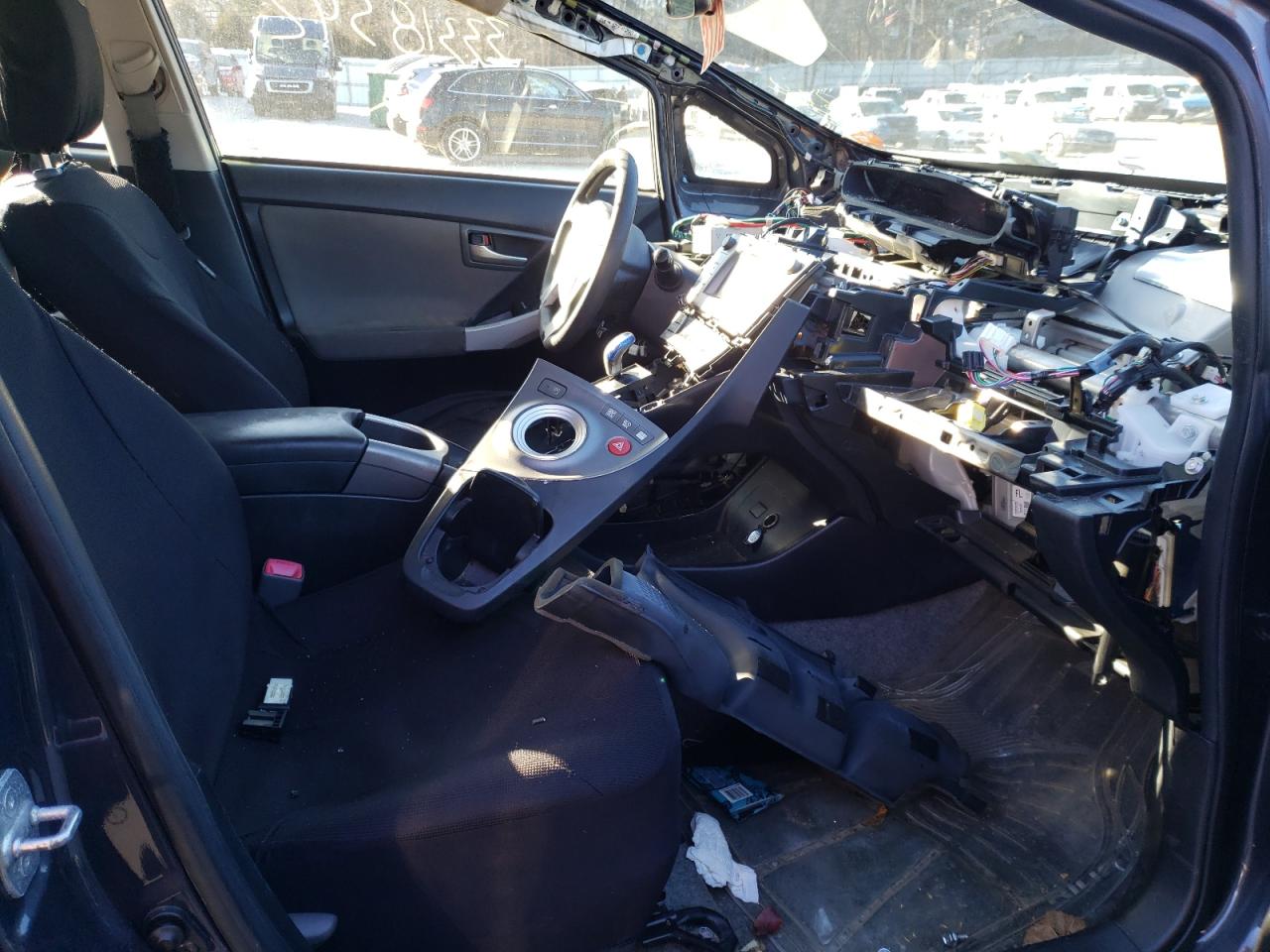Photo 5 from auction – 2012 TOYOTA PRIUS with VIN JTDKN3DU6C1539360