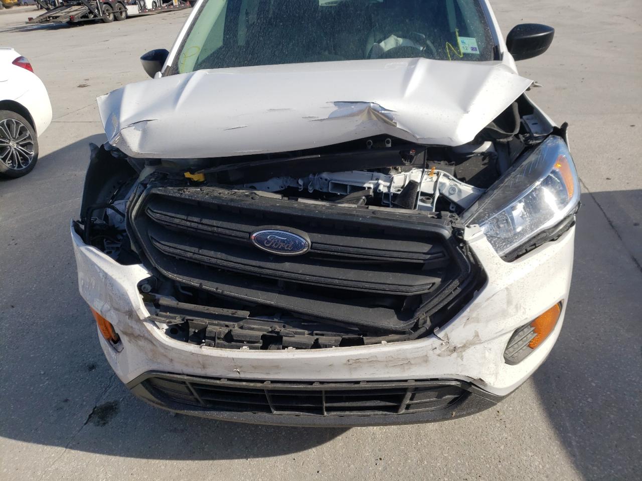 Photo 9 from auction – 2017 FORD ESCAPE S with VIN 1FMCU0F70HUE56828