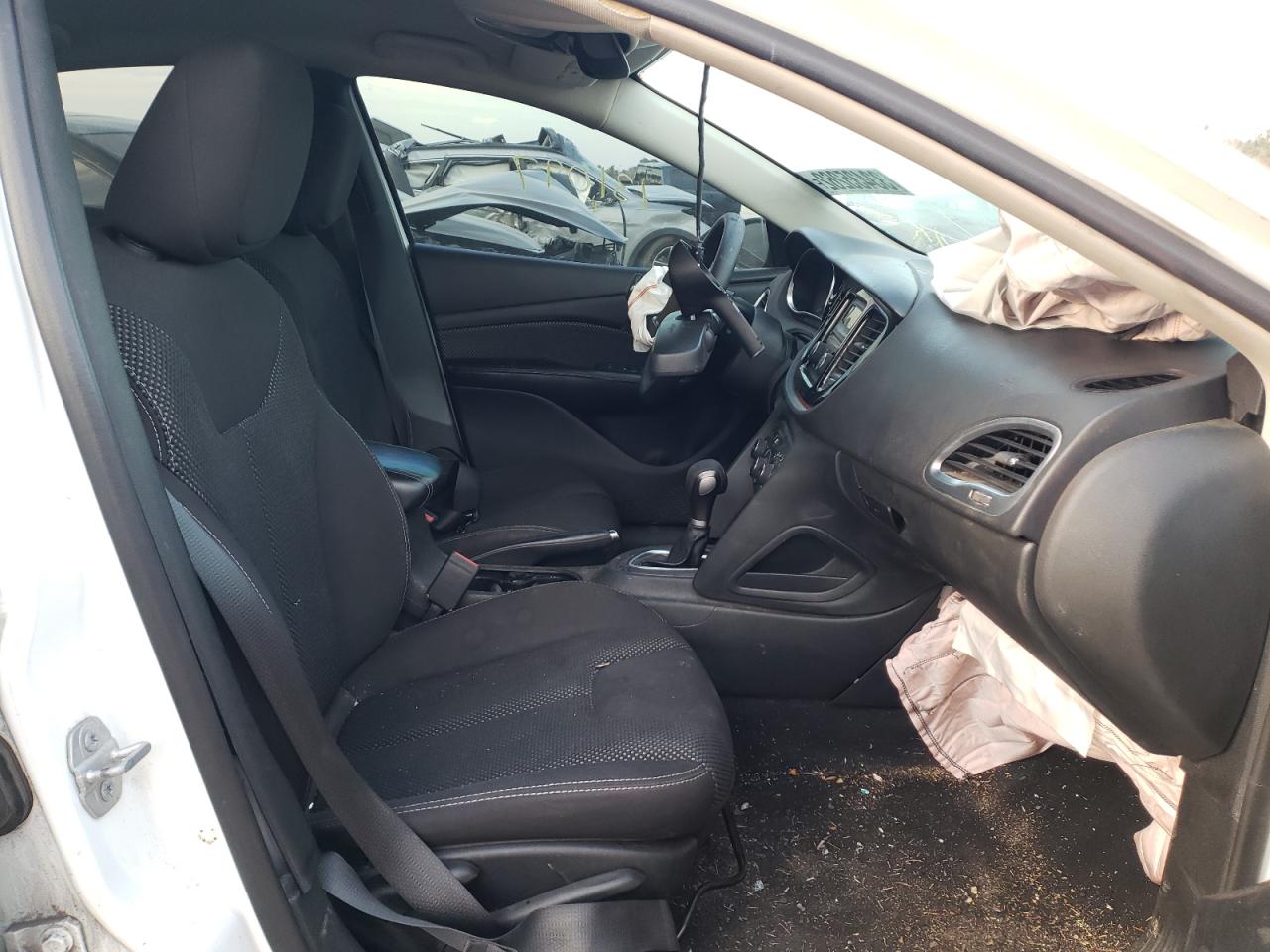 Photo 5 from auction – 2015 DODGE DART SXT with VIN 1C3CDFBB3FD306439