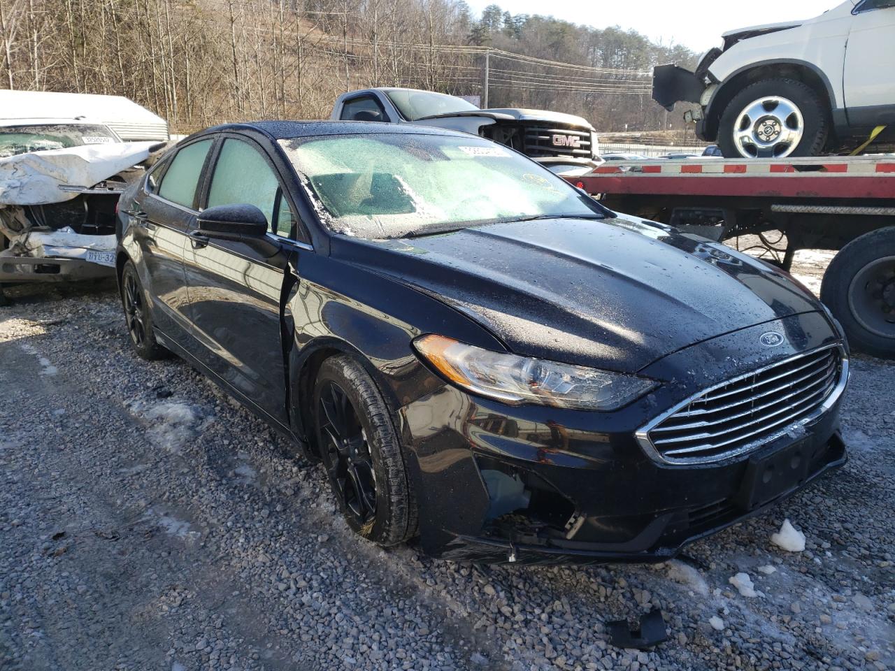 FORD FUSION SE 2019 with VIN 3FA6P0HD0KR194616 - Photo from auction
