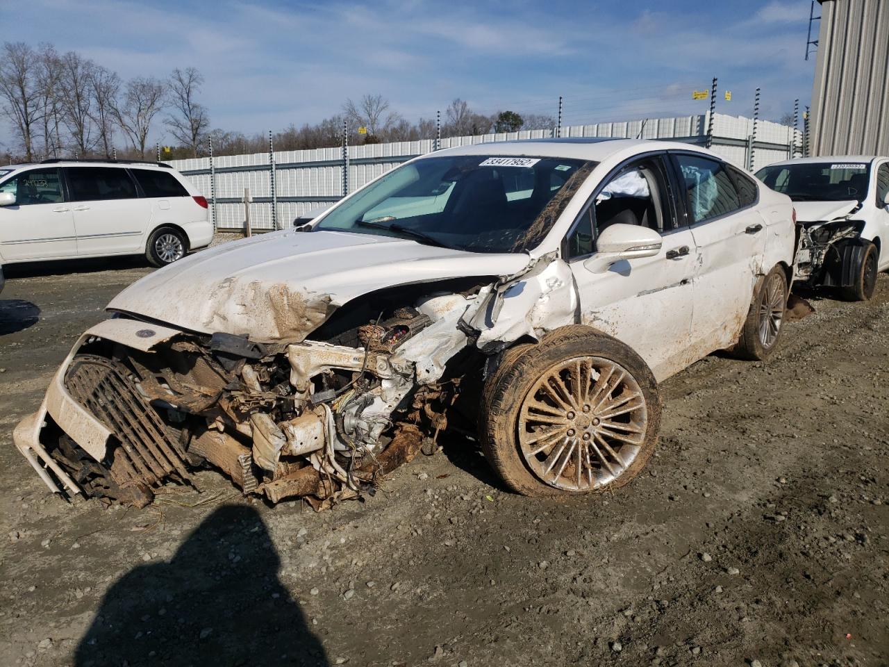 Photo 2 from auction – 2013 FORD FUSION SE with VIN 3FA6P0HR7DR169193